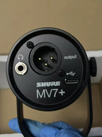 Shure MV7+ Microphone USB-C & XLR pour podcast